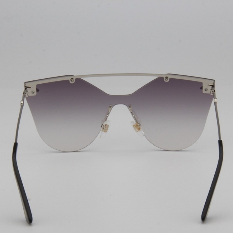 Gucci GG2258 Sunglasses In Grey Silver