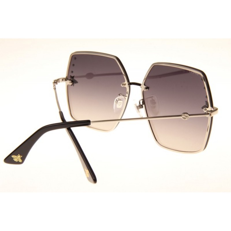 Gucci GG2212 Sunglasses In Silver Mirror