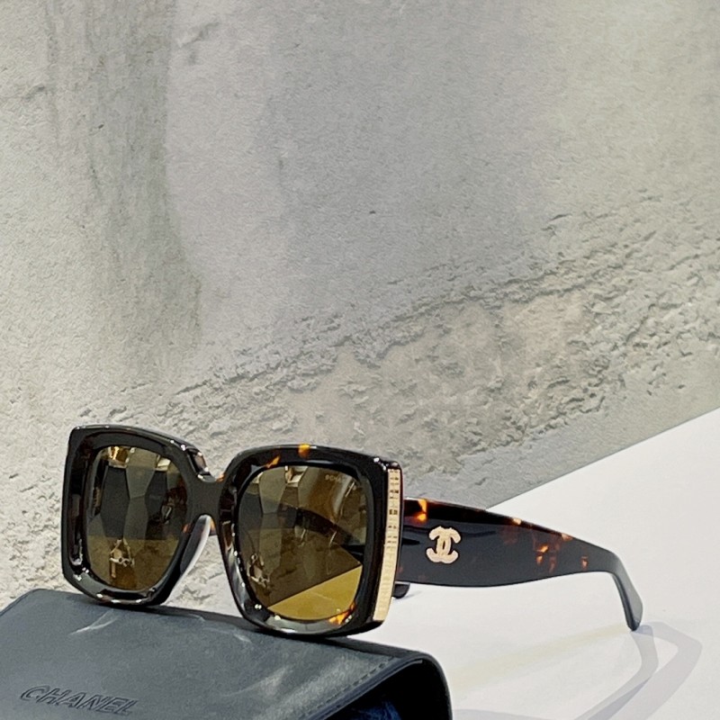 Chanel CH5430 Sunglasses In Tortoiseshell Brown