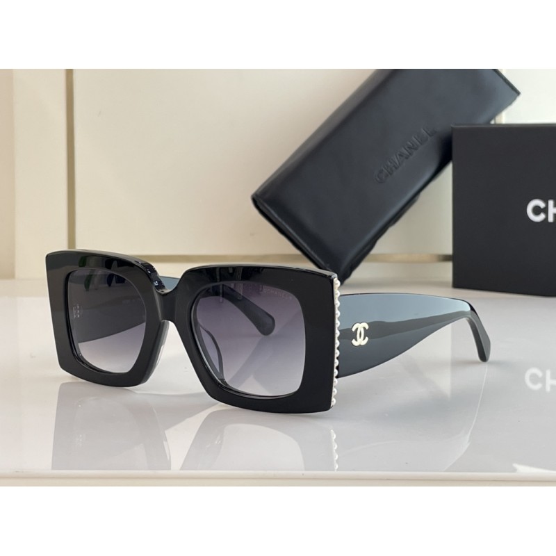 Chanel CH5480 Sunglasses In Black Gold Gradient Gr...