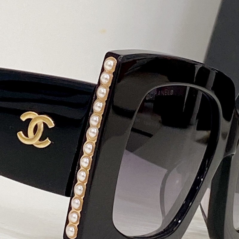 Chanel CH5480 Sunglasses In Black Gold Gradient Gray