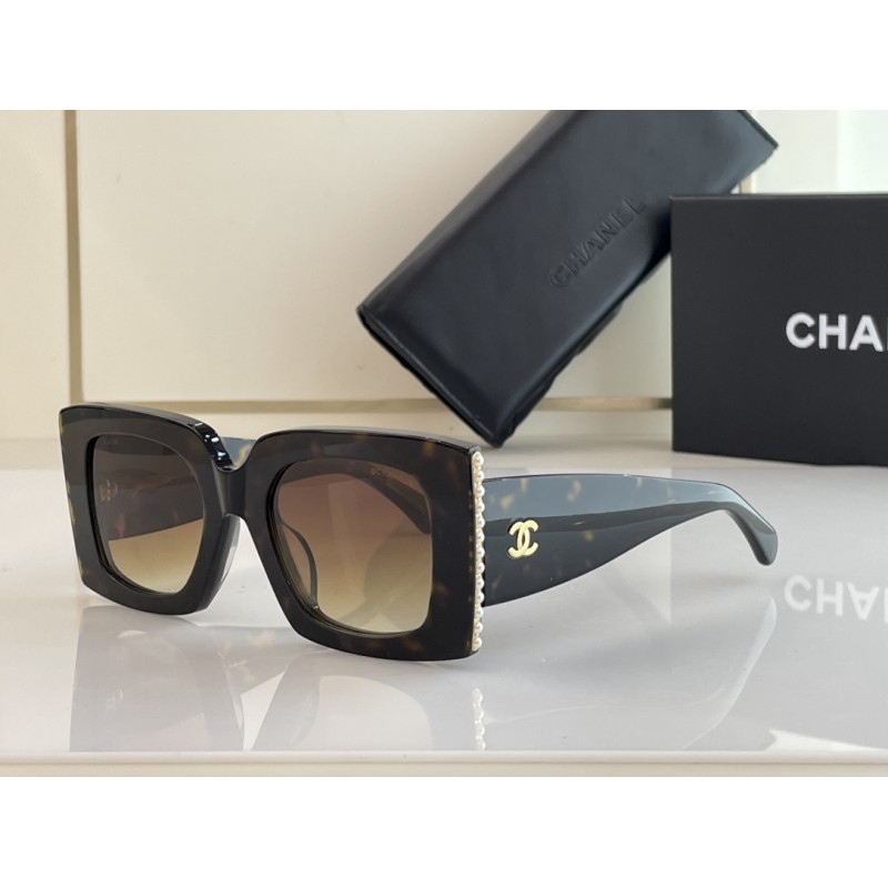 Chanel CH5480 Sunglasses In Tortoiseshell Gradient...