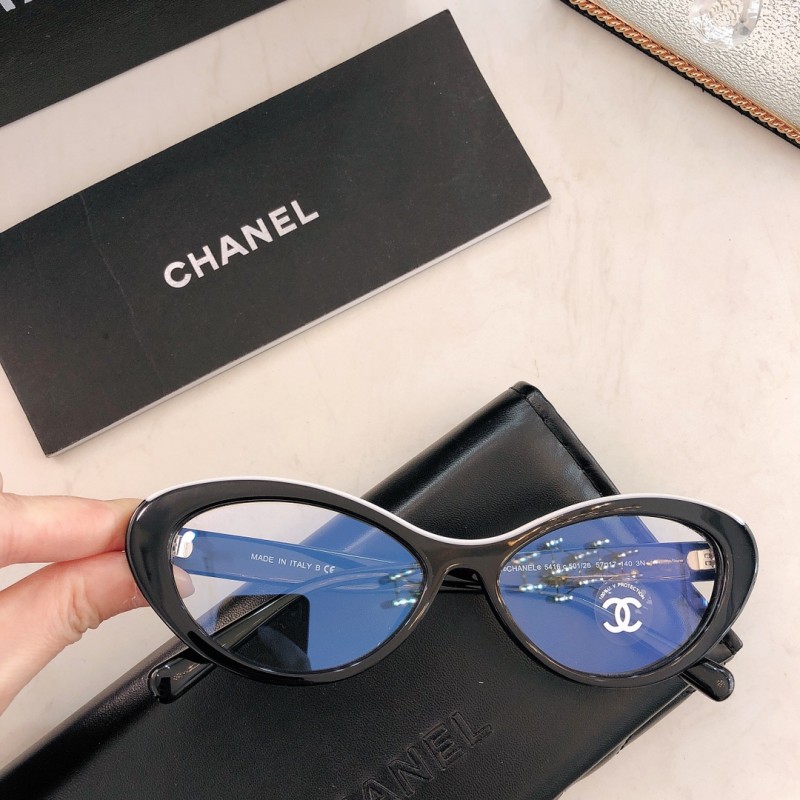 Chanel CH5416 Eyeglasses In black and white