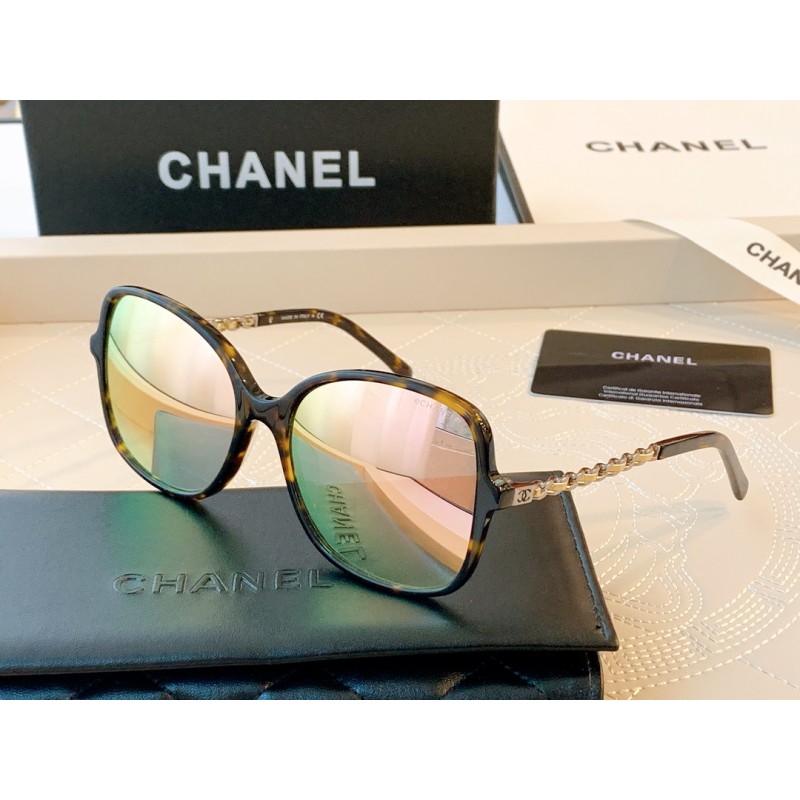 Chanel CH5210 Sunglasses In Tortoiseshell