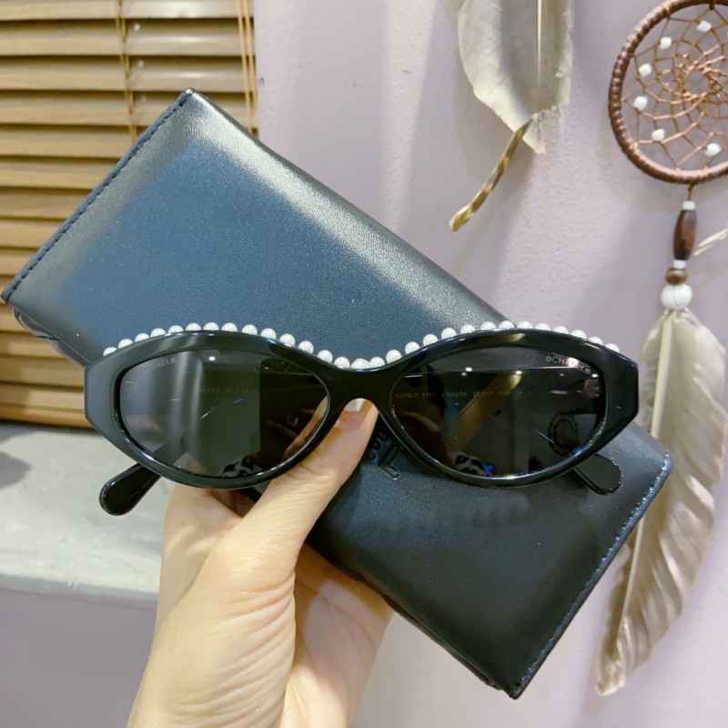 Chanel CH9110 Sunglasses In Black Gold Gray