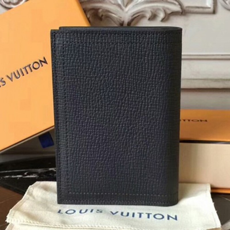 Louis Vuitton Passport Cover M64137