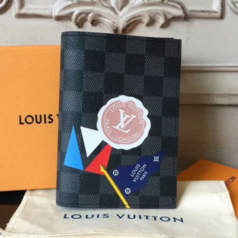 Louis Vuitton Passport Cover N61701
