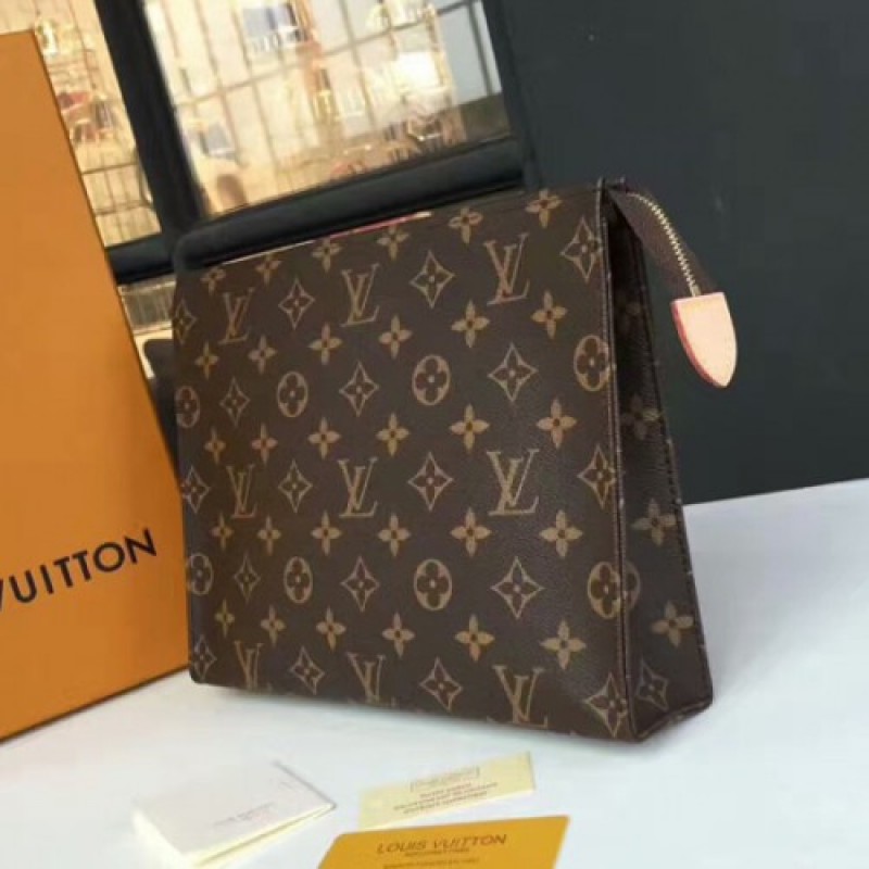 Louis Vuitton Toiletry Pouch 26 M47542