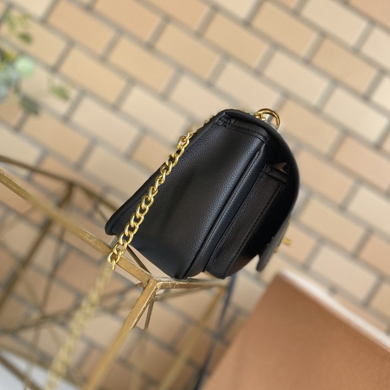 Louis Vuitton Lockme Chain Pm M57073 Black