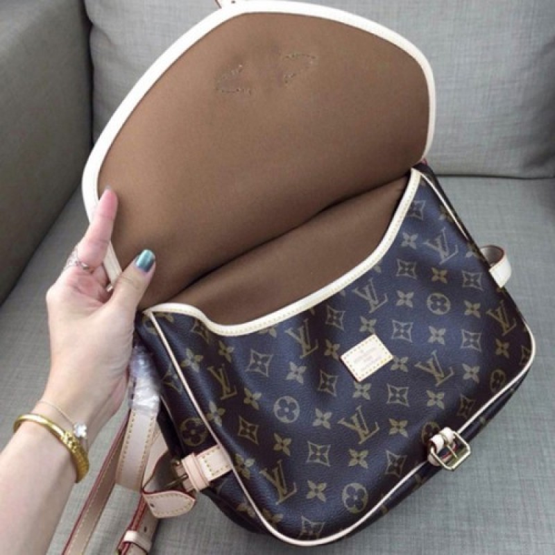 Louis Vuitton M42256 Saumur Crossbody Bag Monogram Canvas