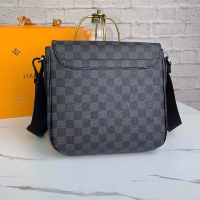 Louis Vuitton N41260 District PM Messenger Bag Damier Graphite Canvas