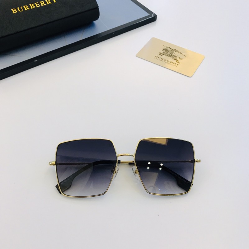 Burberry BE3133 Sunglasses In Gold Gradient Gray