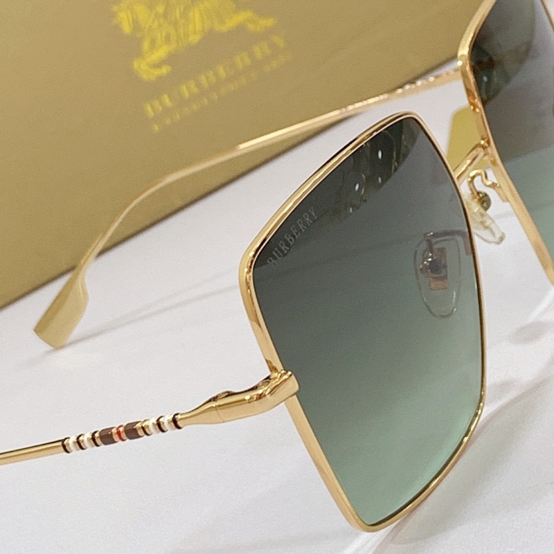 Burberry BE3133 Sunglasses In Gold Gradient Gray