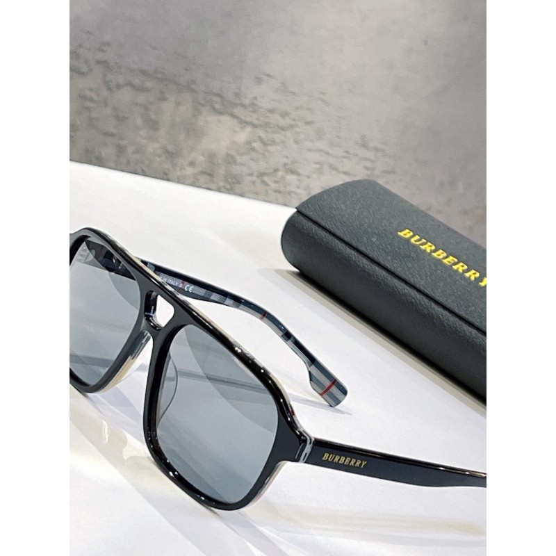 Burberry BE4320 Sunglasses In Black Gray