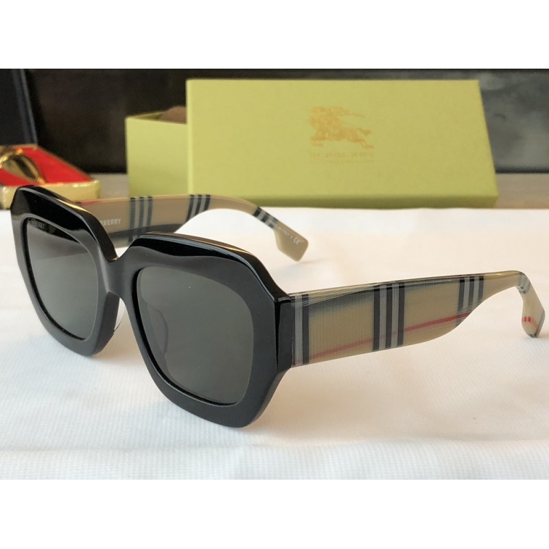 Burberry BE4334 Sunglasses In Black