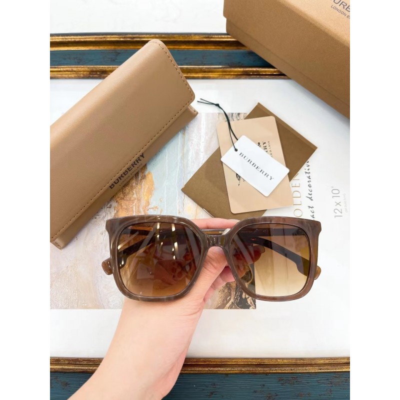 Burberry BE4347 Sunglasses In Brown