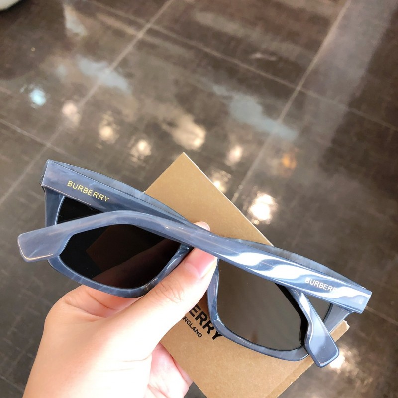 Burberry BE4357 Sunglasses In Gray Mercury