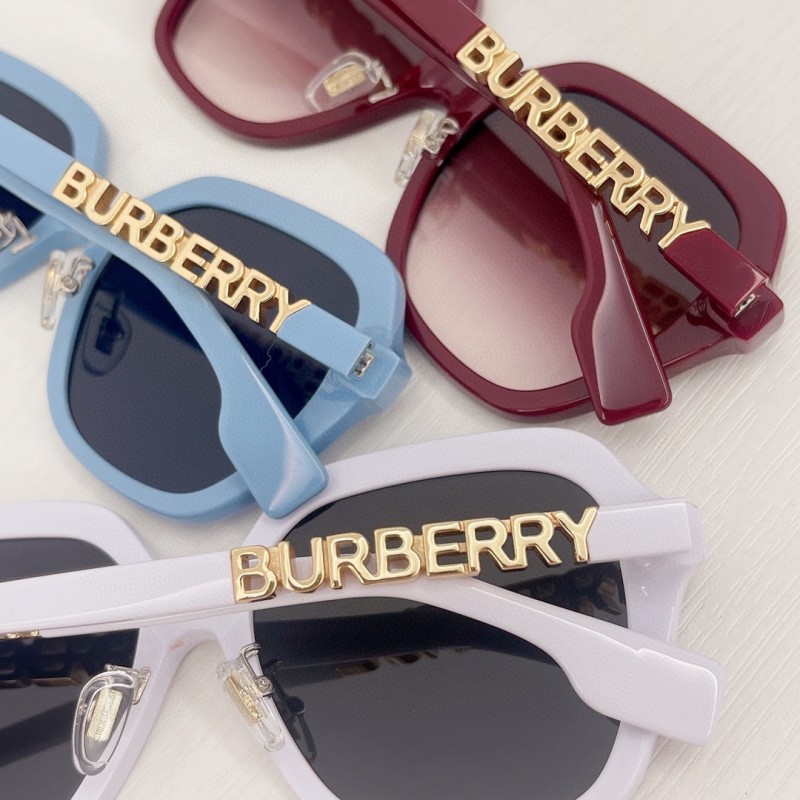 Burberry BE4389 Sunglasses In White