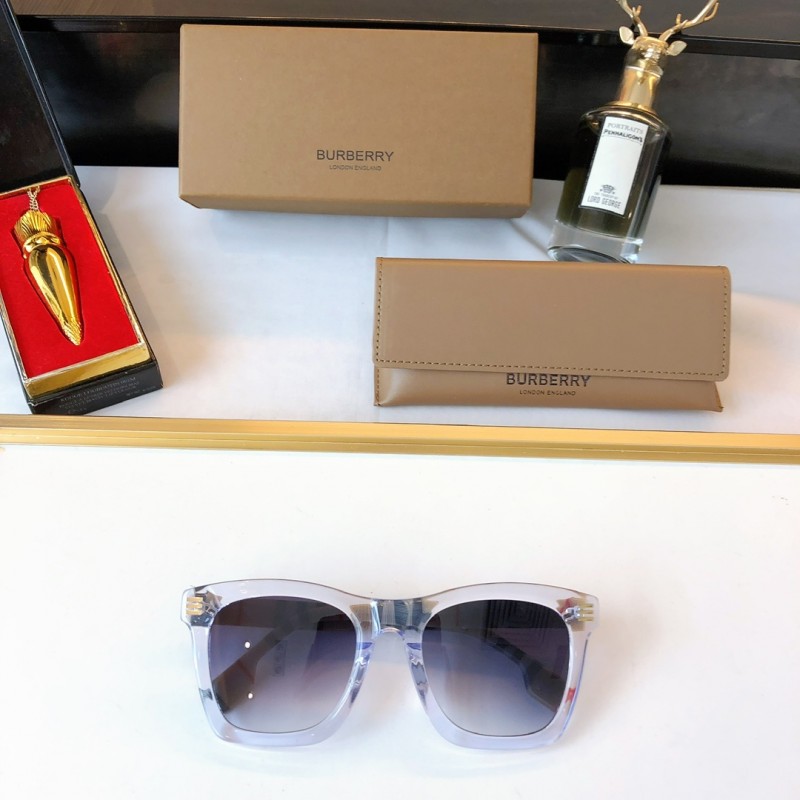 Burberry BE4348 Sunglasses In Transparent
